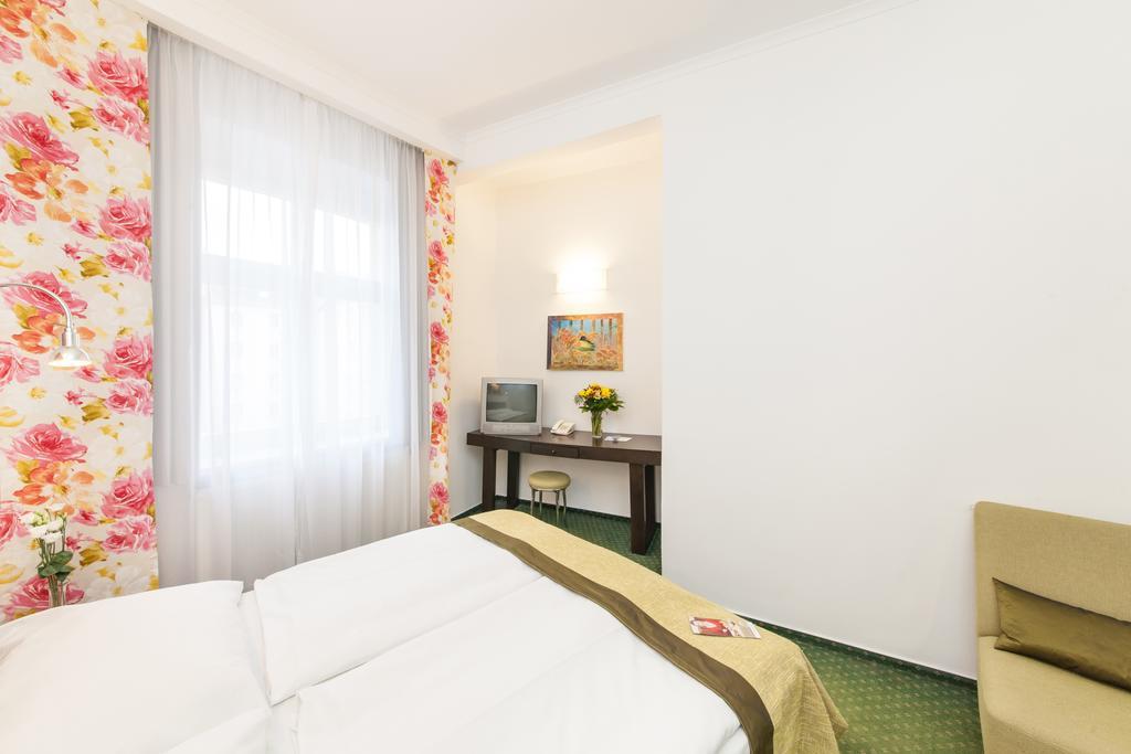 Hotel Vitkov Prague Ngoại thất bức ảnh