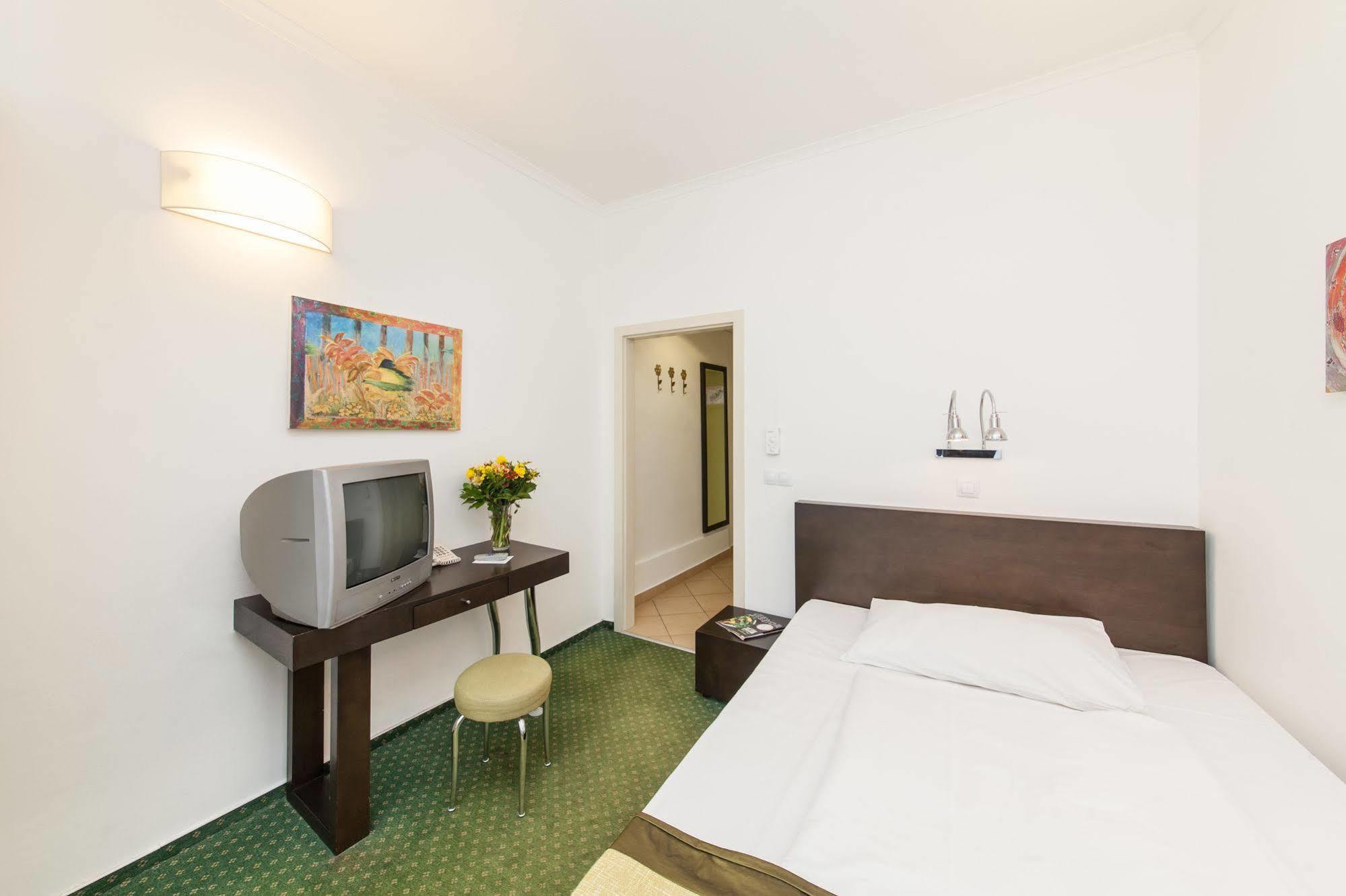 Hotel Vitkov Prague Ngoại thất bức ảnh