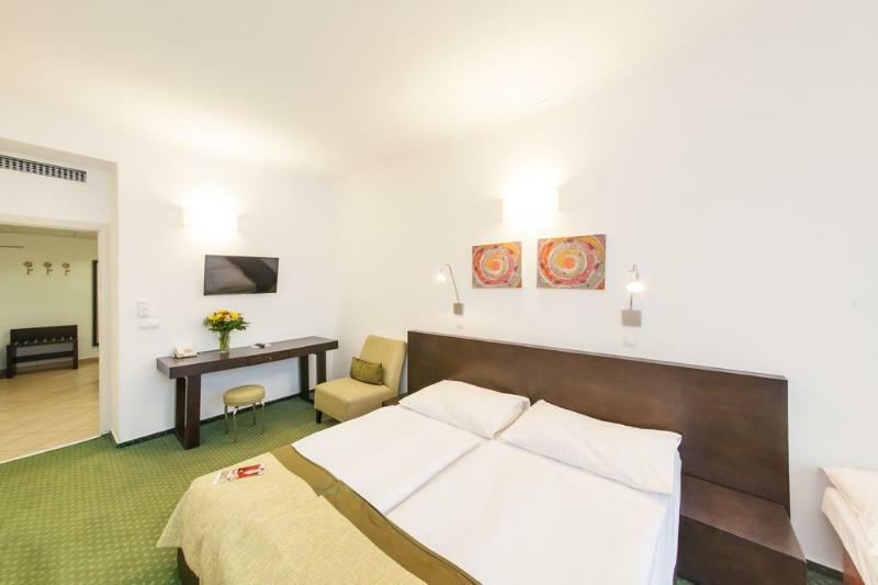 Hotel Vitkov Prague Ngoại thất bức ảnh